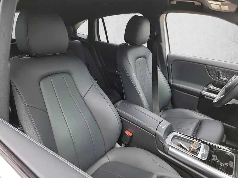 2025 Mercedes-Benz GLA 250 - Image 15