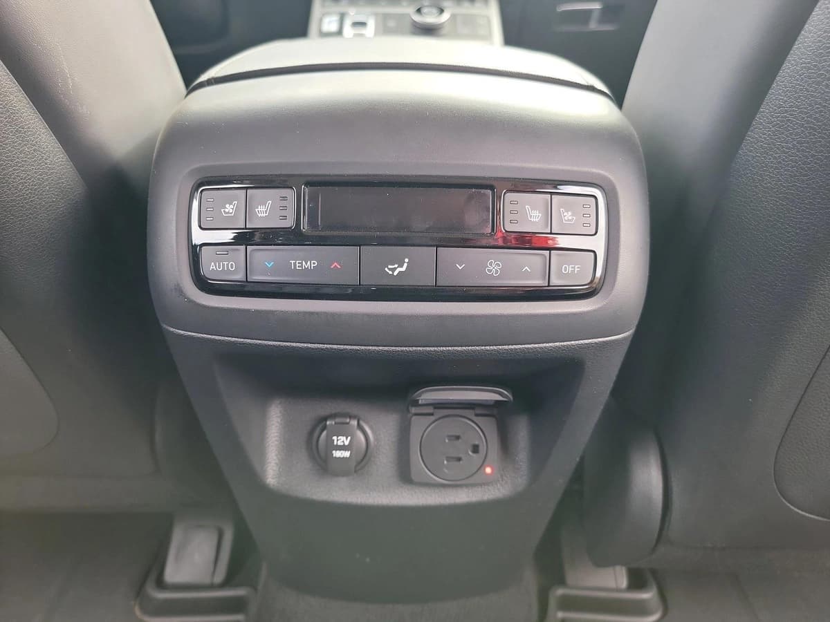 2024 Hyundai Palisade - Image 17