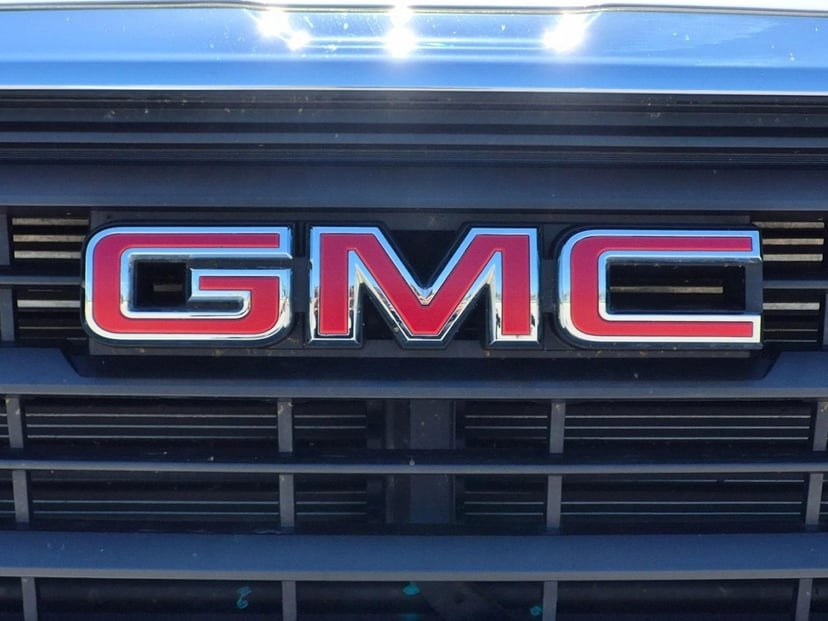 2024 GMC Terrain - Image 23
