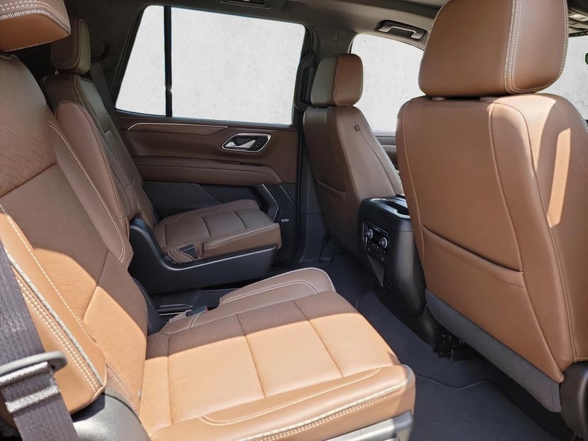 2022 Chevrolet Tahoe - Image 12