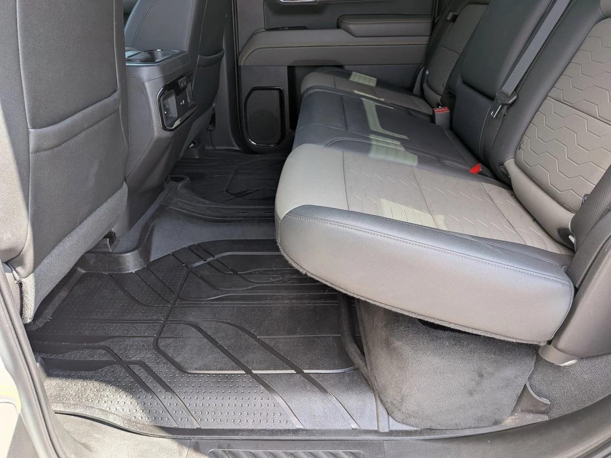 2023 Chevrolet Silverado 1500 - Image 19