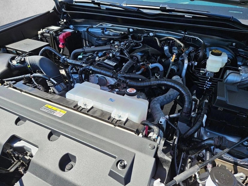 2025 Toyota Tacoma - Image 22