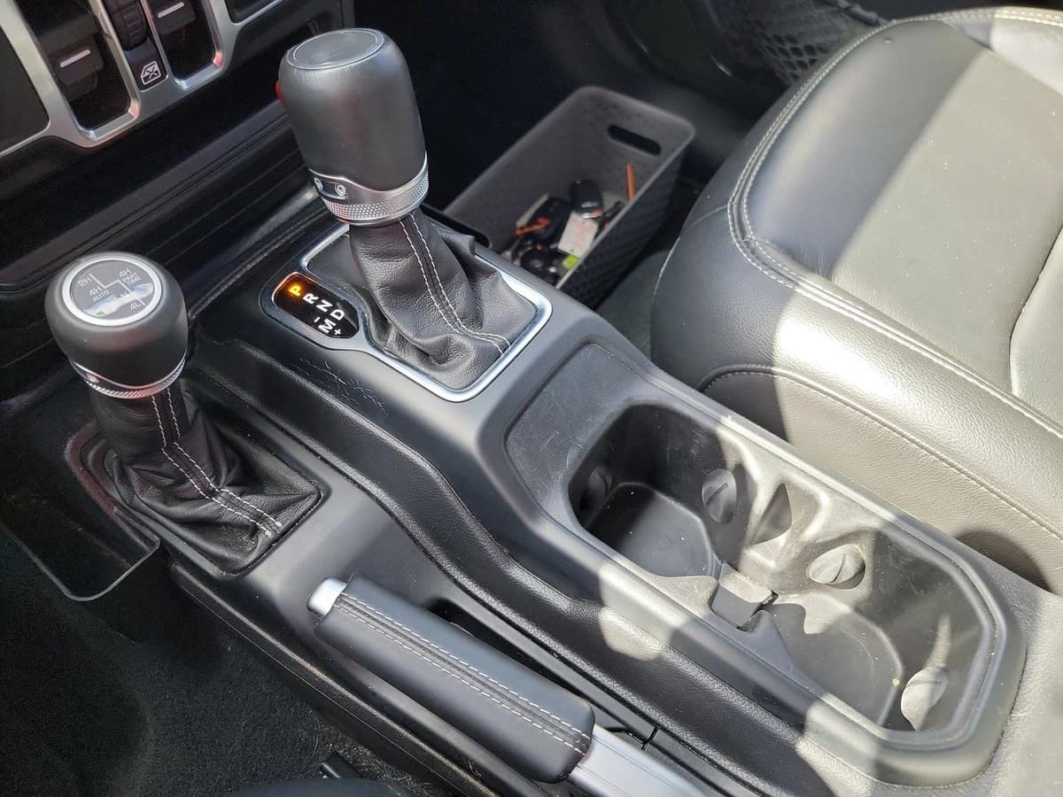 2022 Jeep Wrangler Unlimited 4xe - Image 24