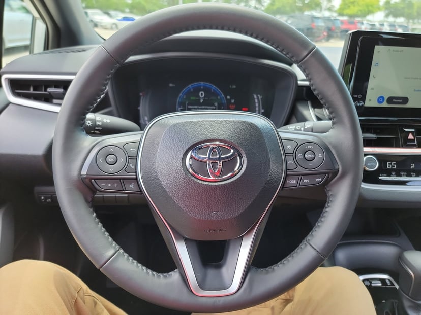 2026 Toyota Corolla - Image 18