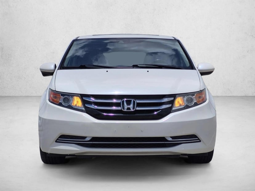 2016 Honda Odyssey - Image 2