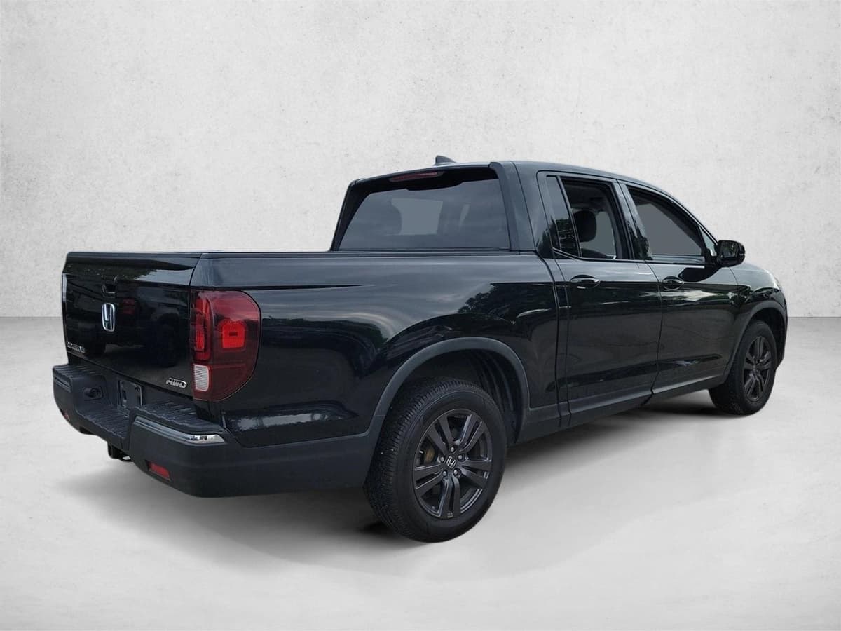 2019 Honda Ridgeline - Image 5
