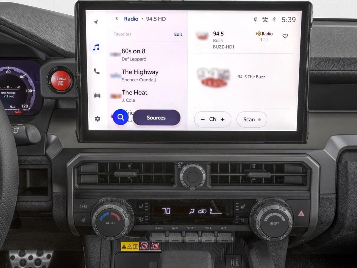 2026 Toyota 4Runner - Image 7