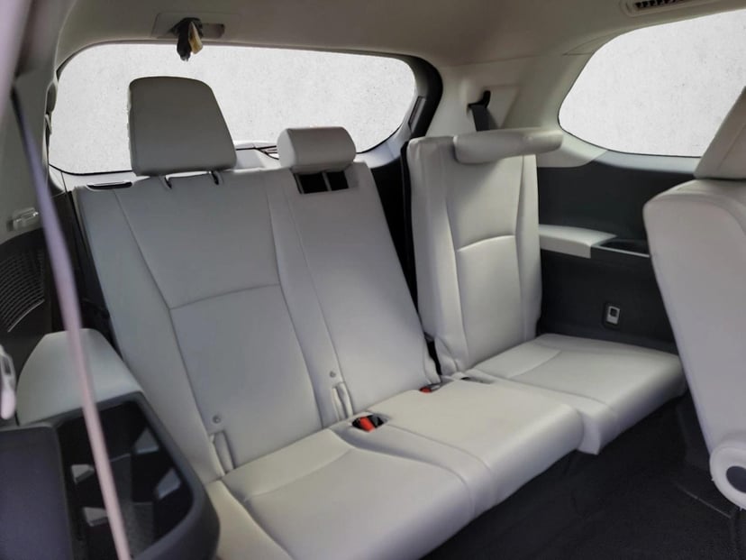 2025 Toyota Grand Highlander - Image 17