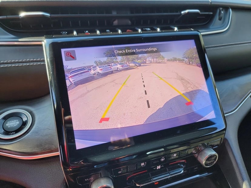 2021 Jeep Grand Cherokee L - Image 24