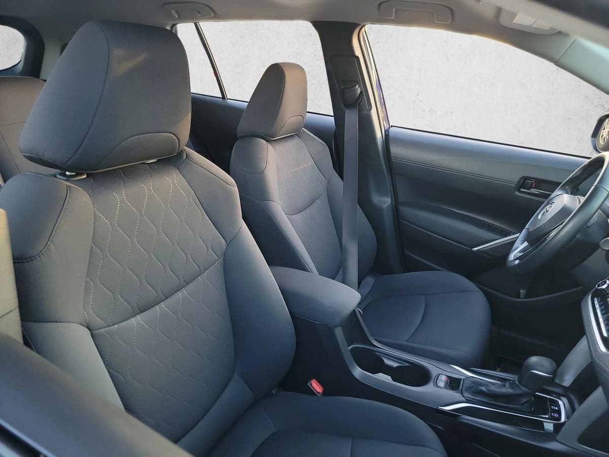 2022 Toyota Corolla Cross - Image 15