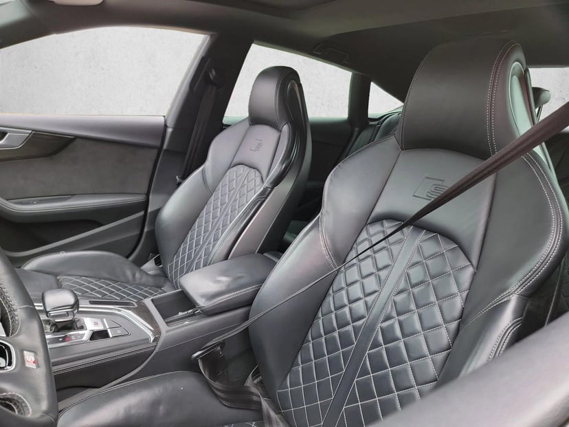 2019 Audi S5 - Image 10