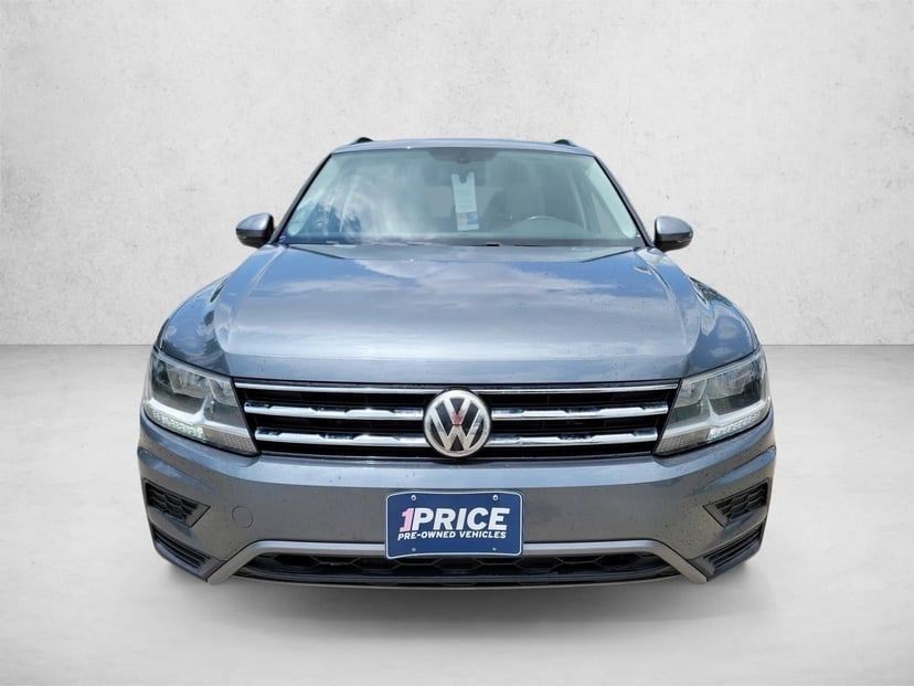 2018 Volkswagen Tiguan - Image 2