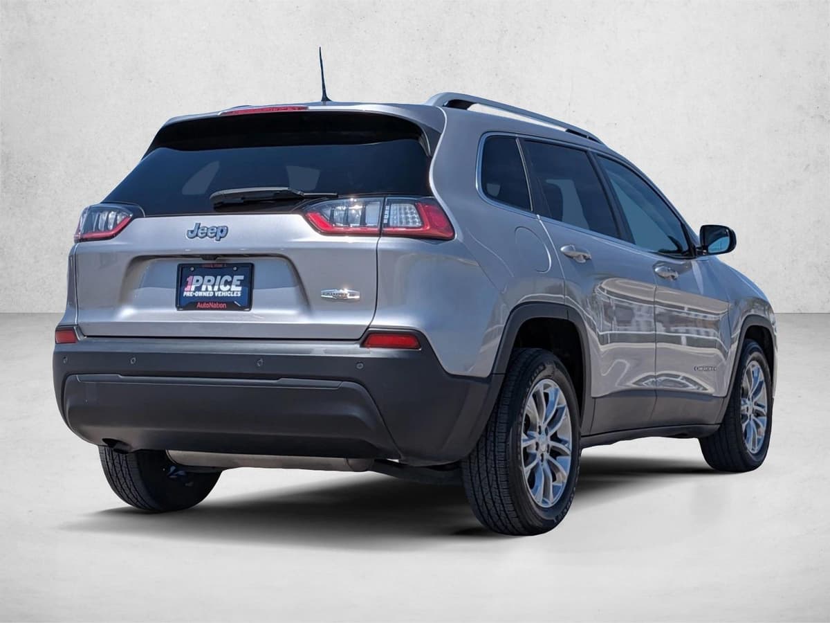 2021 Jeep Cherokee - Image 5