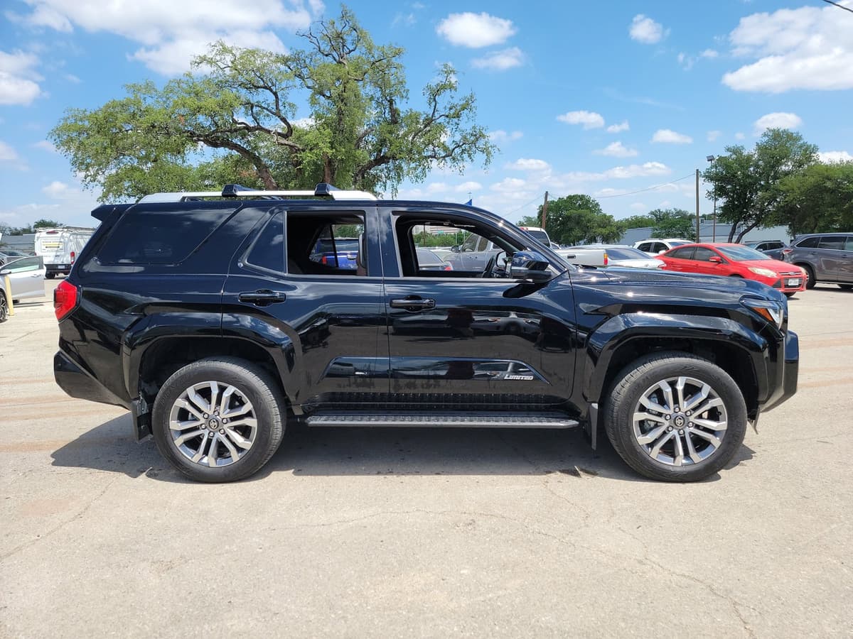 2025 Toyota 4Runner - Image 4