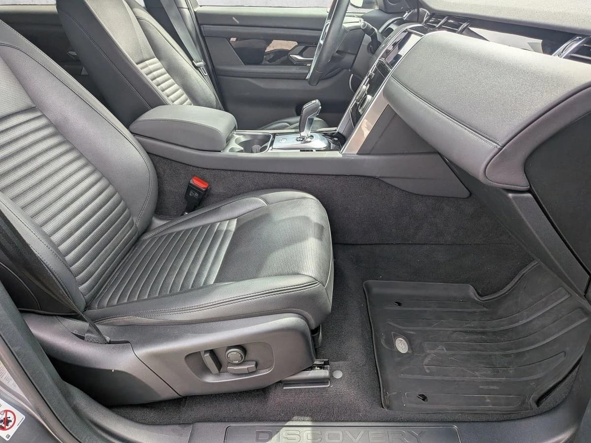 2023 Land Rover Discovery Sport - Image 21