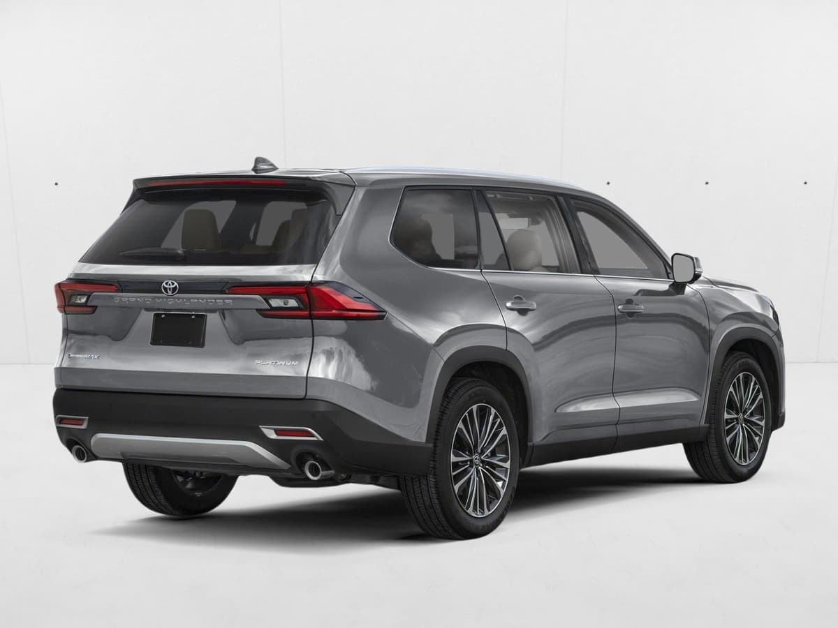2026 Toyota Grand Highlander Hybrid - Image 2