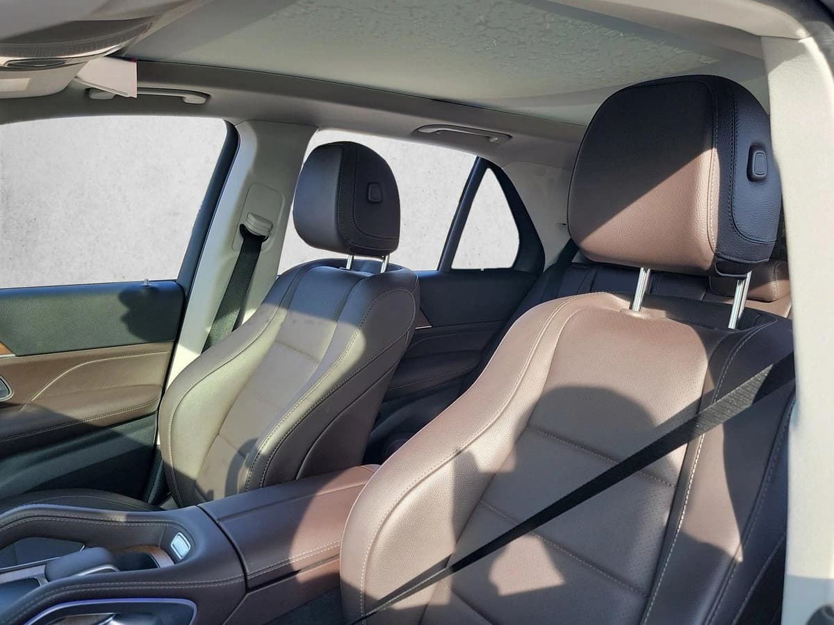 2023 Mercedes-Benz GLE 450 - Image 13