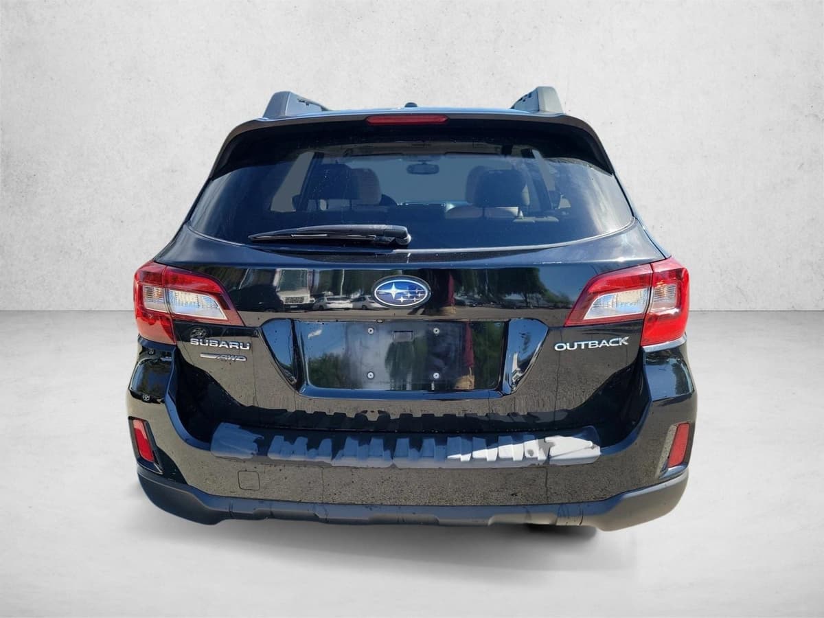 2015 Subaru Outback - Image 6