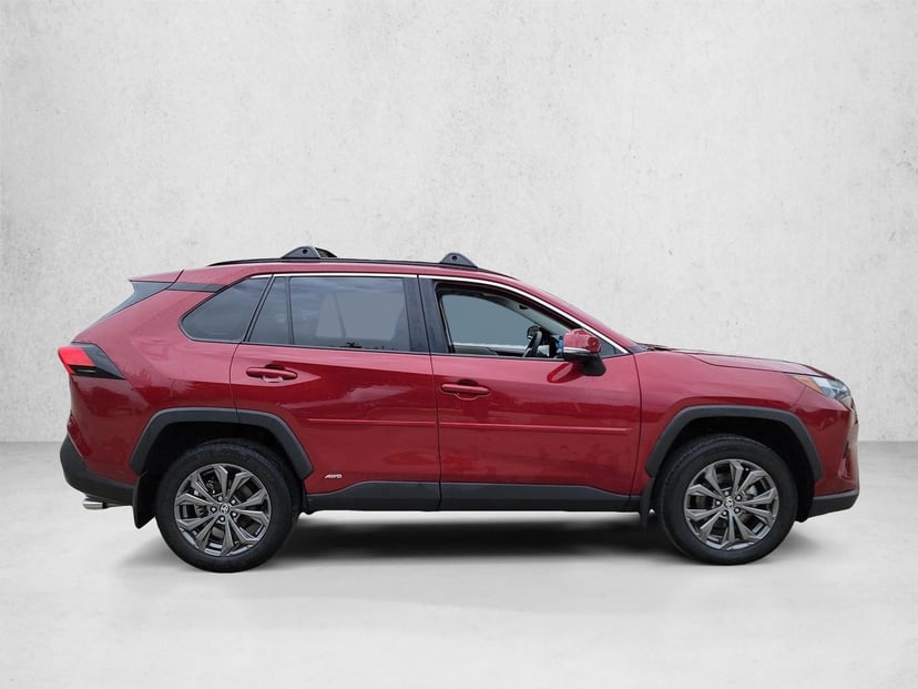 2024 Toyota RAV4 Hybrid - Image 3