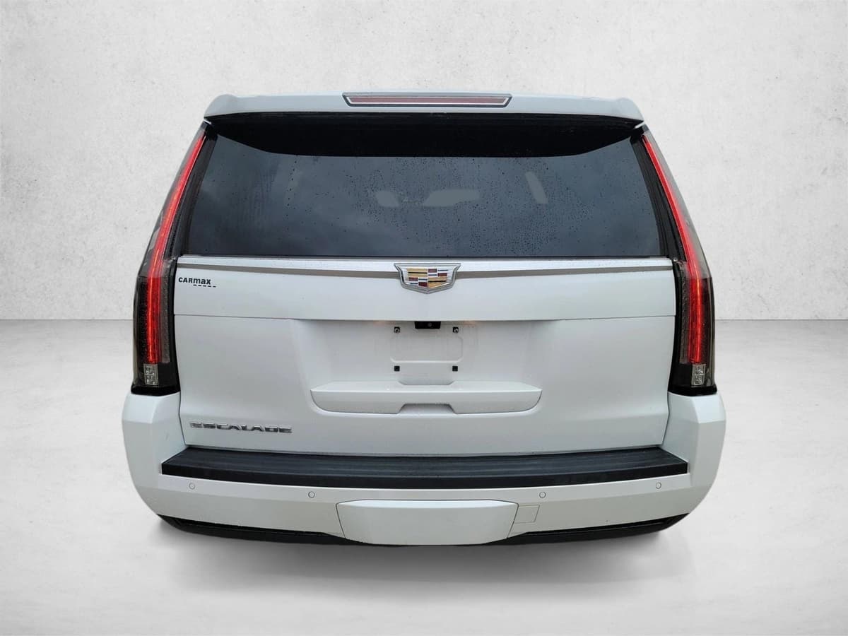 2017 CADILLAC Escalade - Image 7