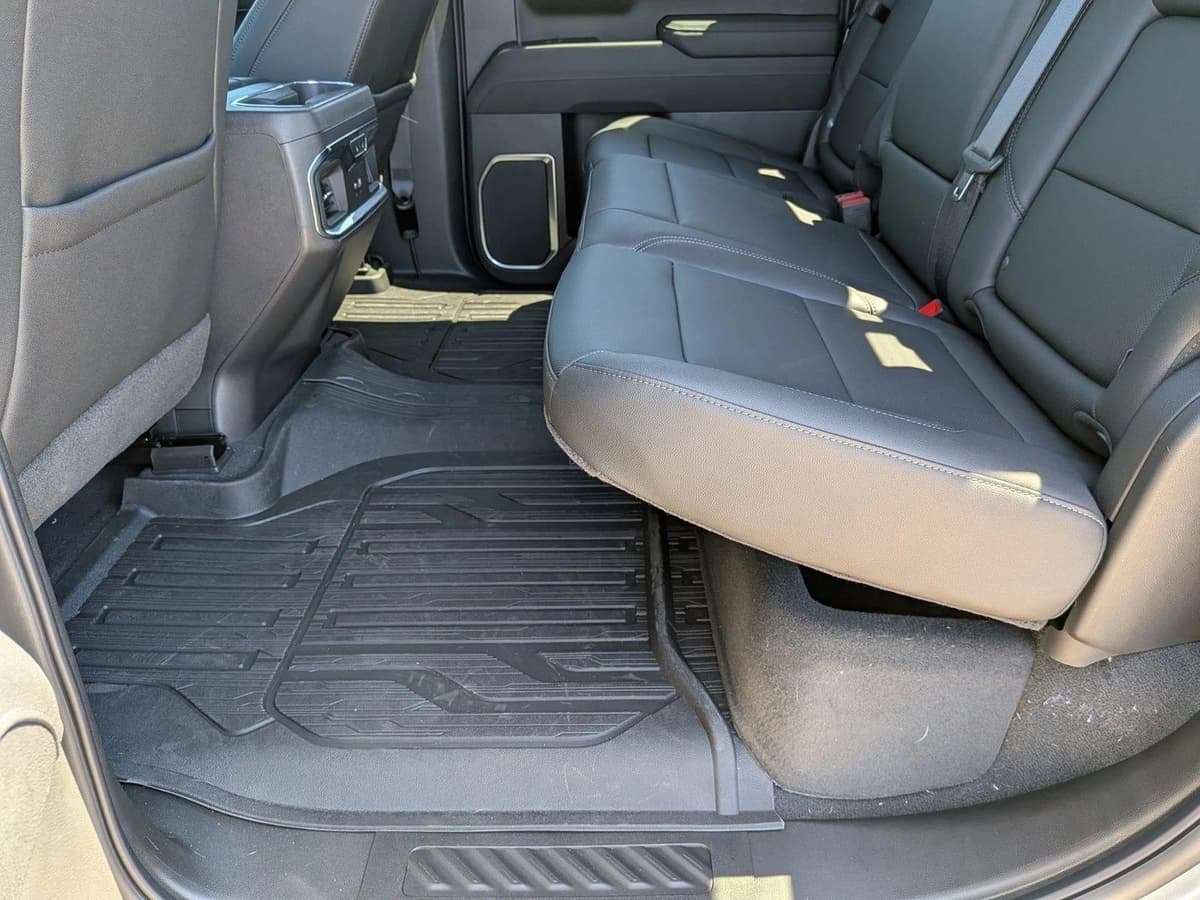 2026 GMC Sierra 1500 - Image 19