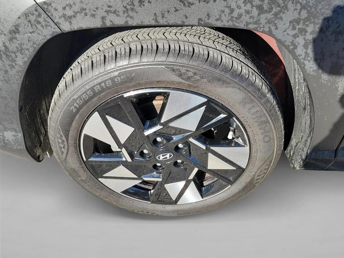 2025 Hyundai Kona - Image 9