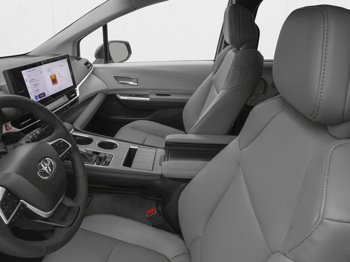 2026 Toyota Sienna - Image 6