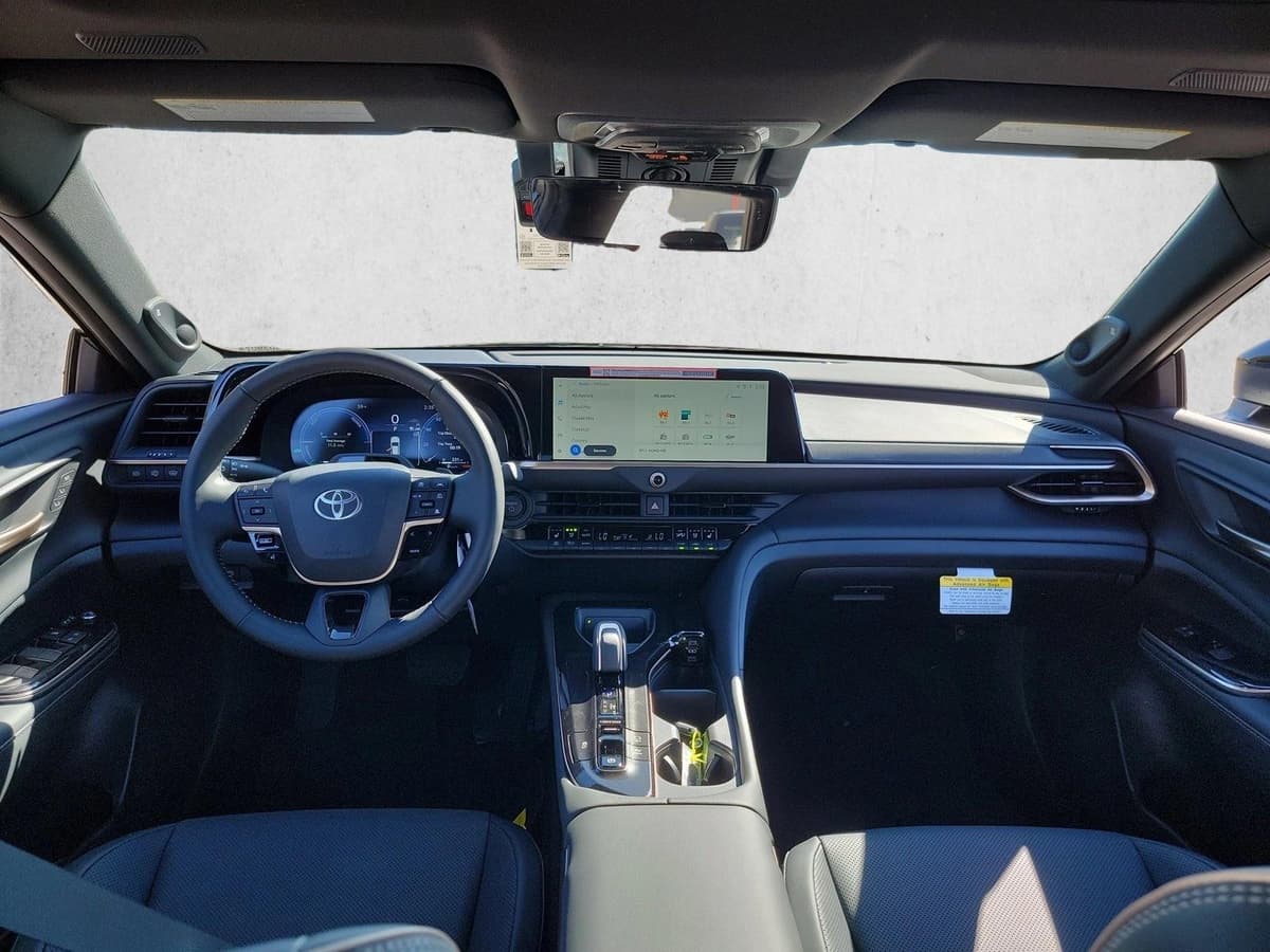 2026 Toyota Crown Signia - Image 13