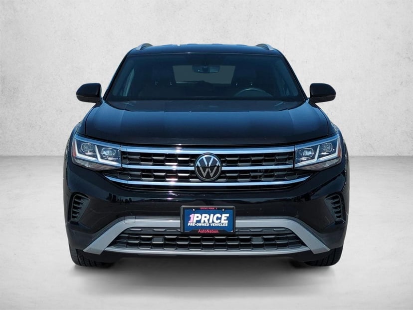 2021 Volkswagen Atlas Cross Sport - Image 2