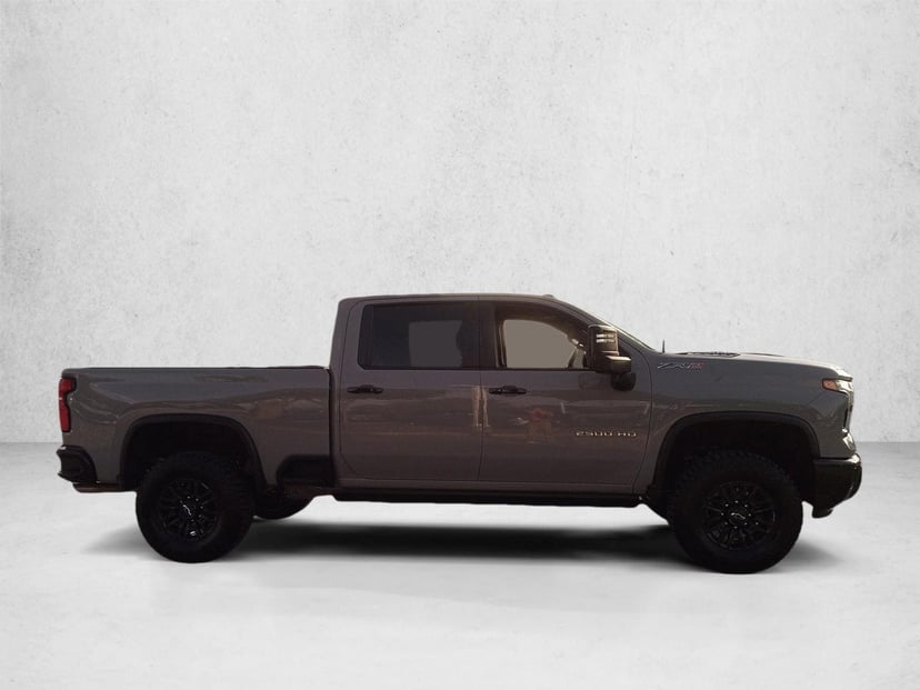 2025 Chevrolet Silverado 2500 HD - Image 4
