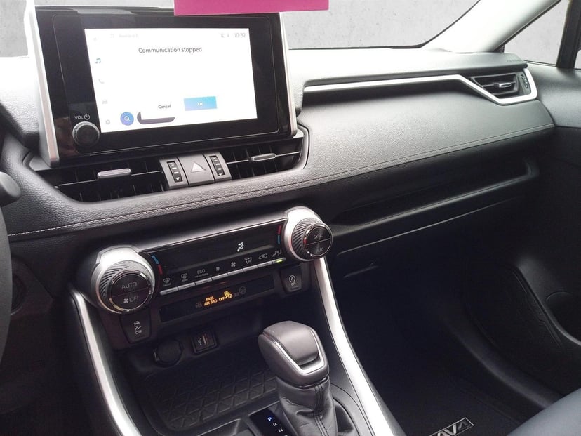 2025 Toyota RAV4 - Image 21