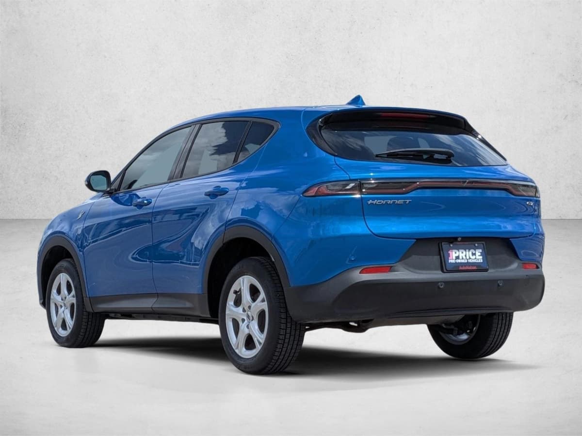 2024 Dodge Hornet - Image 8