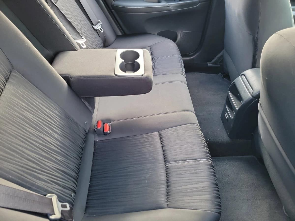 2017 Nissan Sentra - Image 15