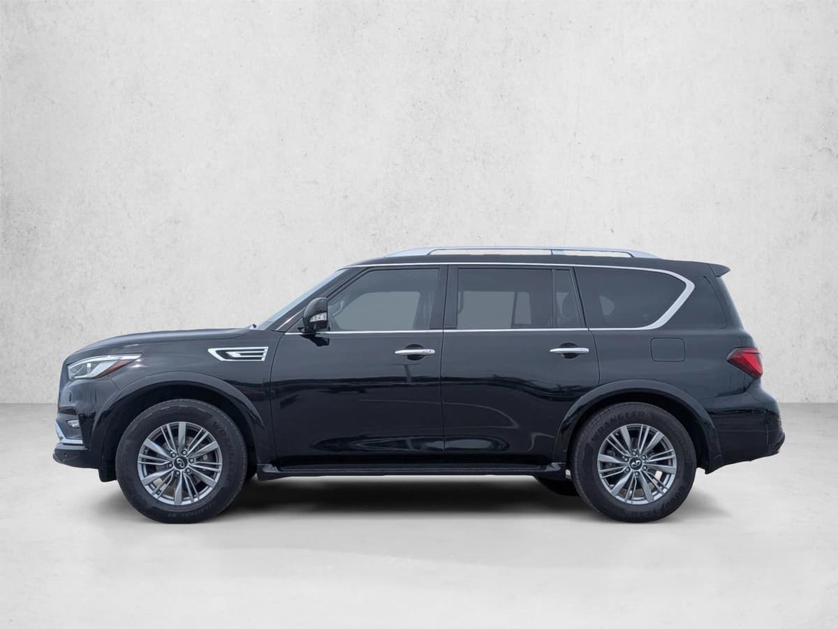 2021 INFINITI QX80 - Image 9
