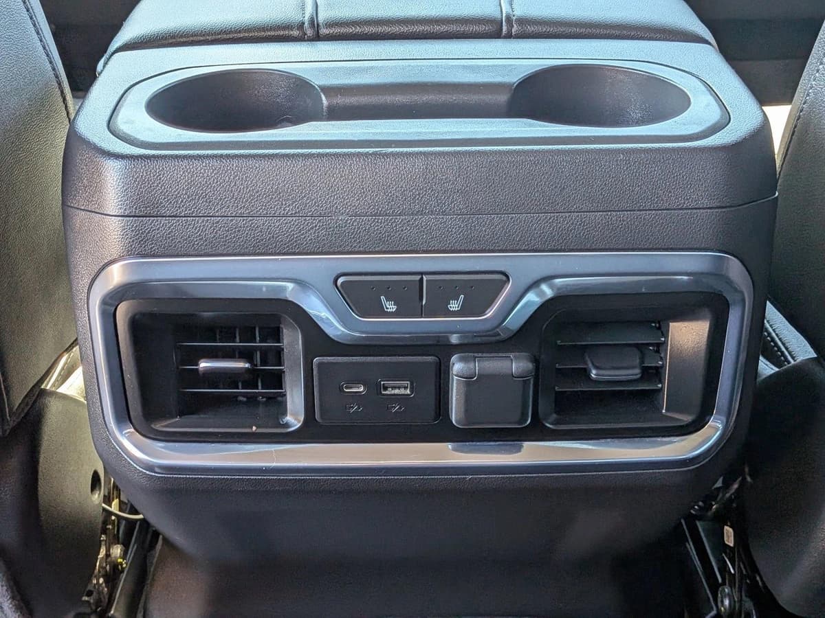 2020 GMC Sierra 1500 - Image 17