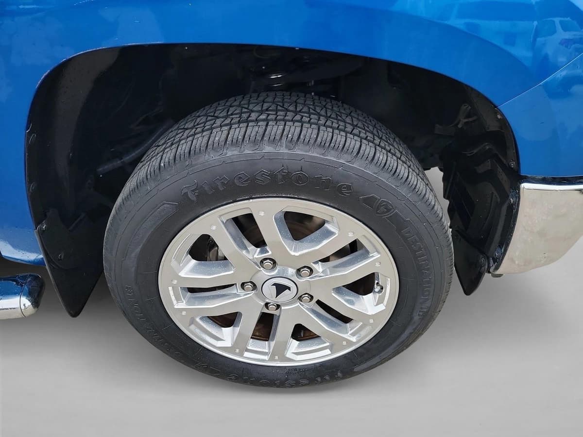 2018 Toyota Tundra - Image 11