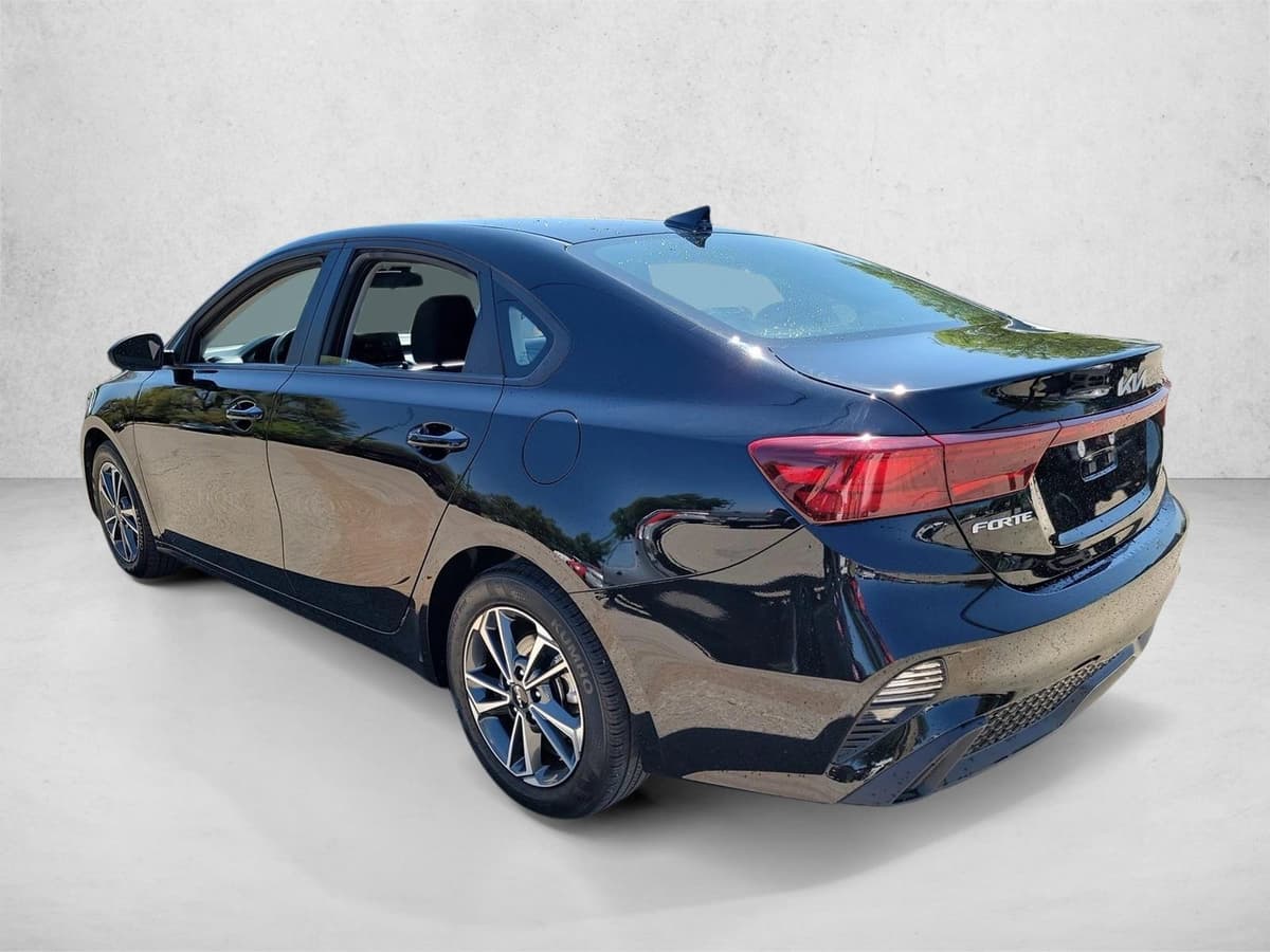 2024 Kia Forte - Image 7