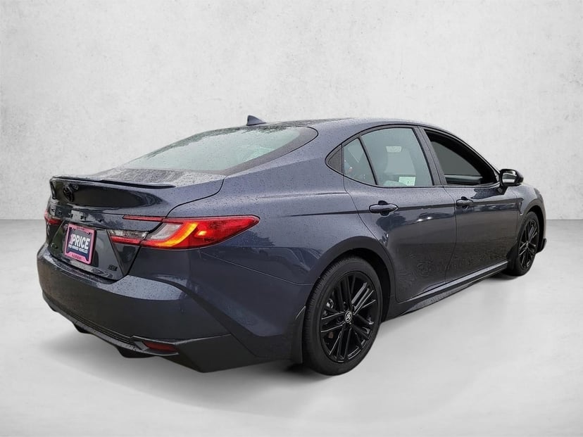 2026 Toyota Camry - Image 5