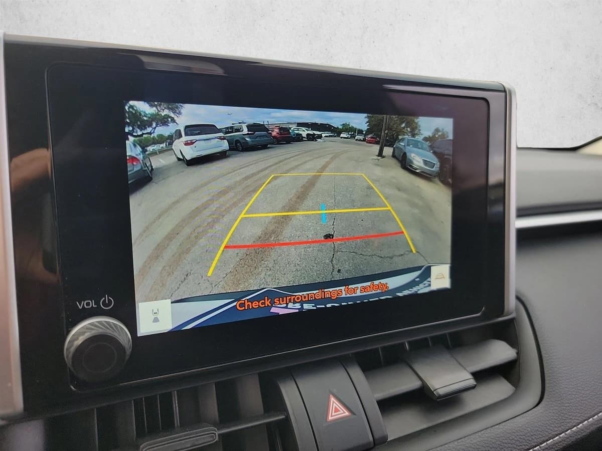 2024 Toyota RAV4 - Image 21