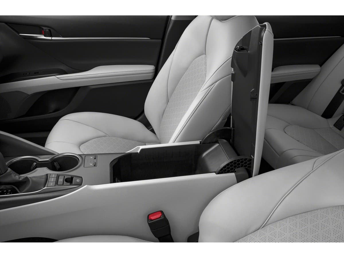 2024 Toyota Camry - Image 10