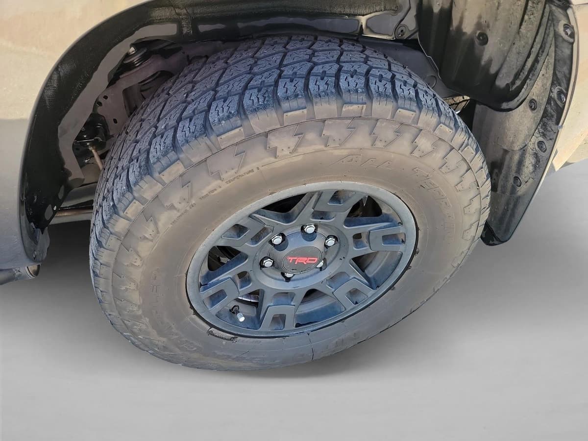 2023 Toyota 4Runner - Image 12