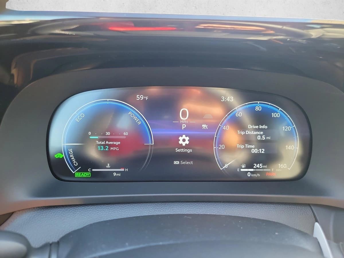 2026 Toyota Crown - Image 15