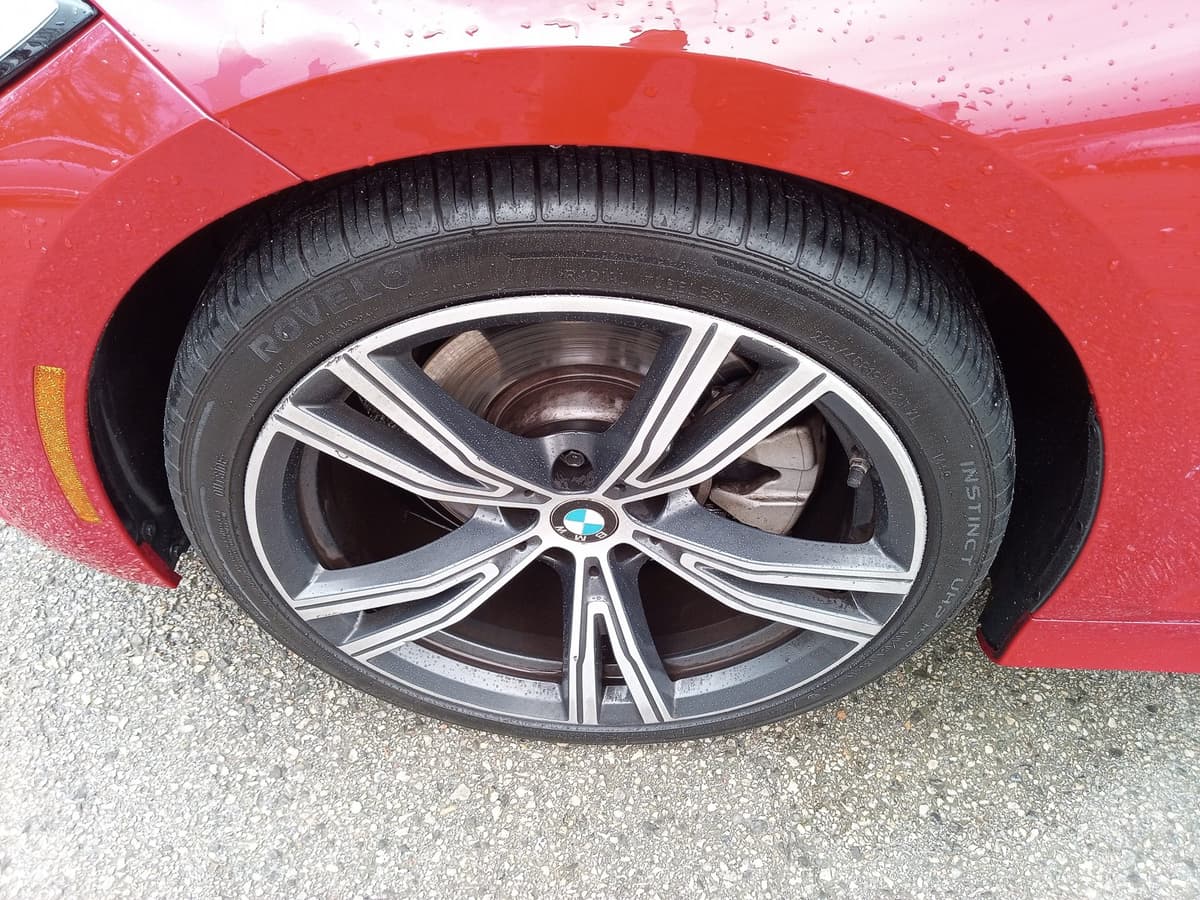 2019 BMW 330i - Image 9