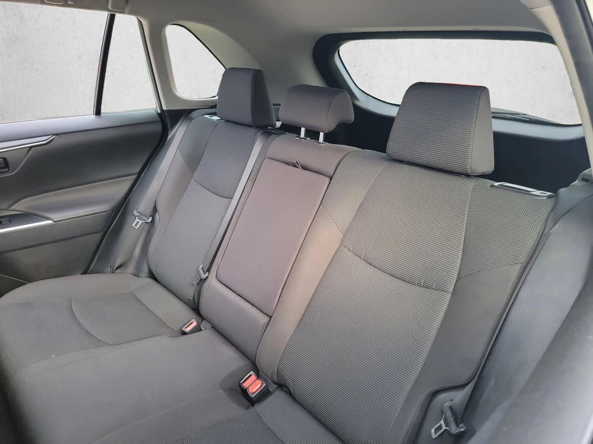 2024 Toyota RAV4 - Image 11