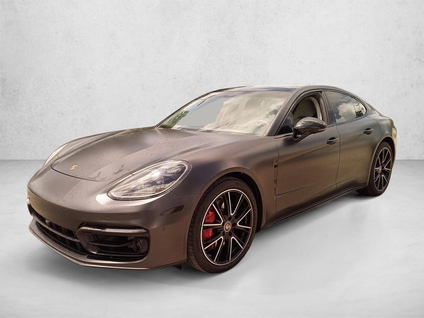 2022 Porsche Panamera - Image 1