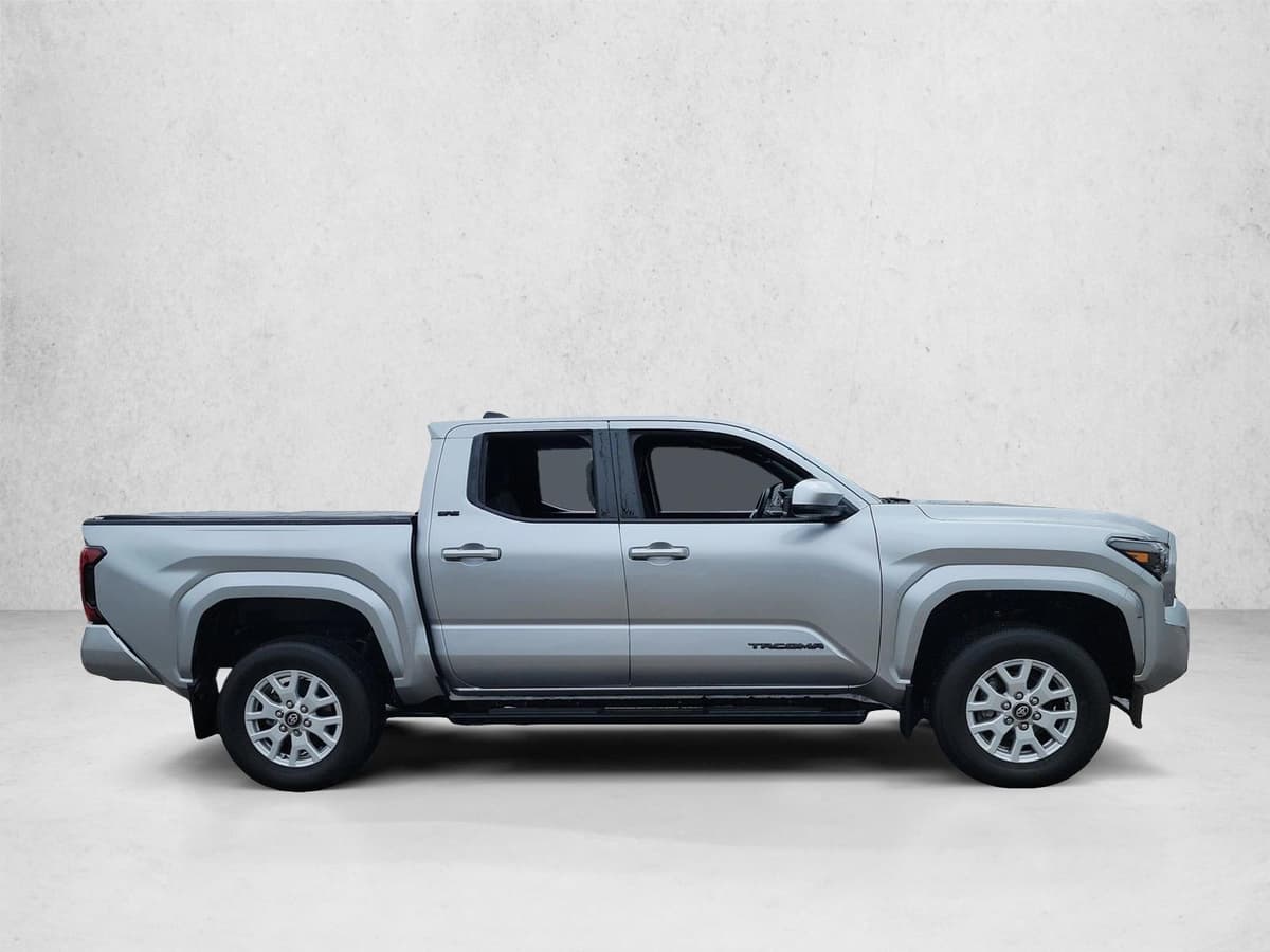 2024 Toyota Tacoma - Image 4