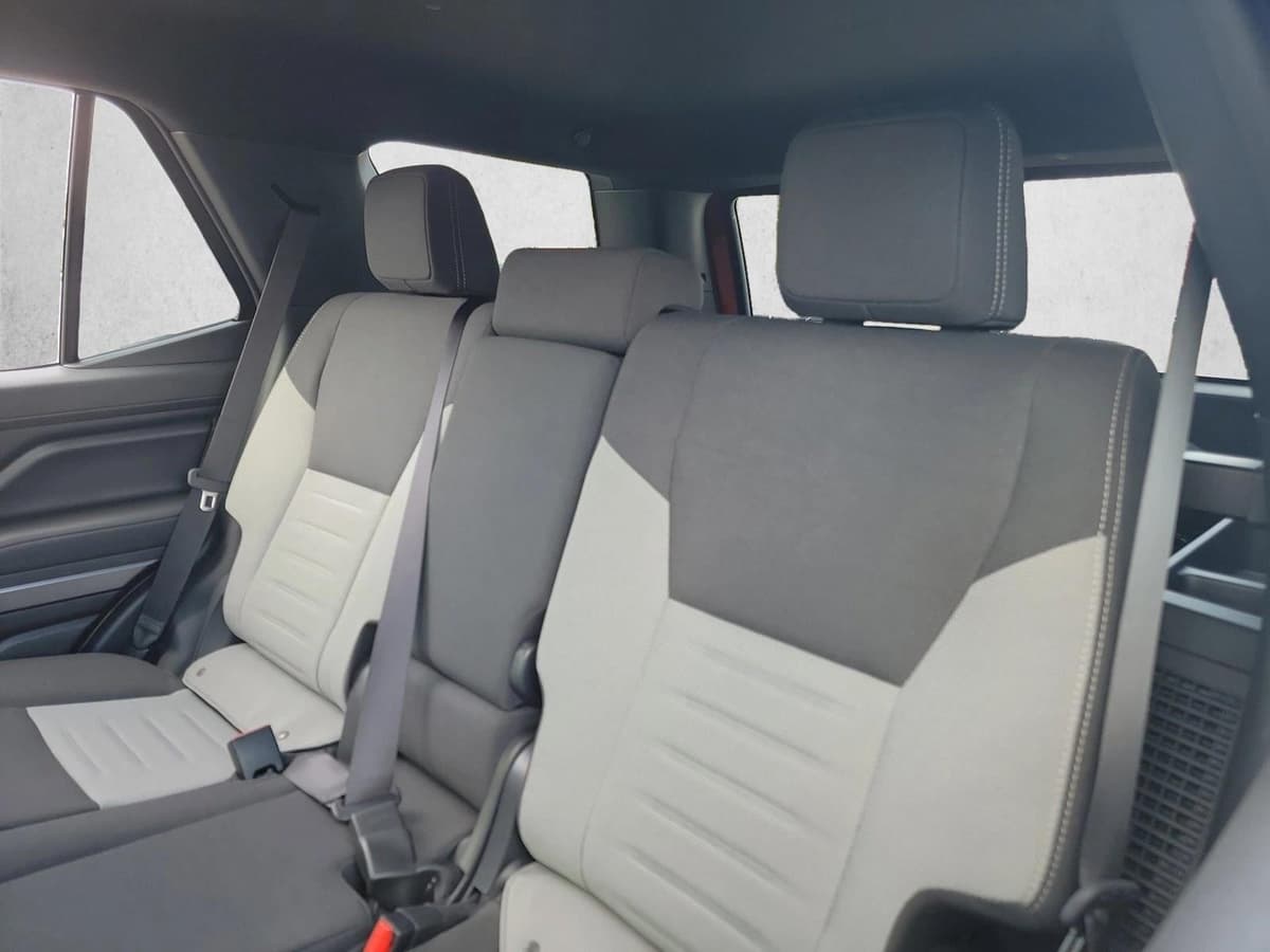 2025 Toyota 4Runner i-FORCE MAX - Image 14