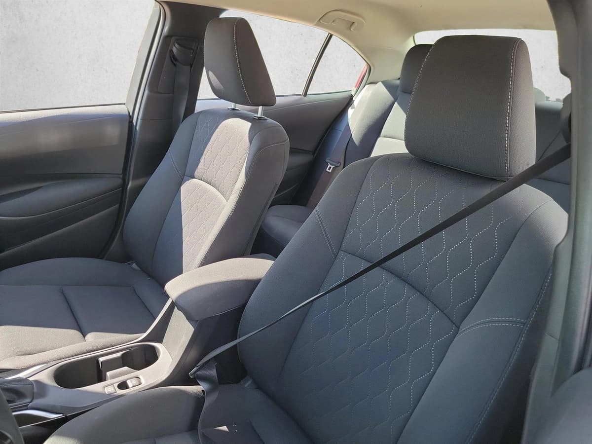 2025 Toyota Corolla - Image 9