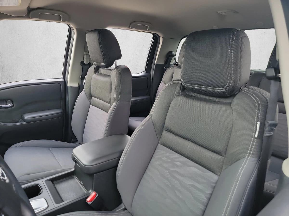 2024 Nissan Frontier - Image 10