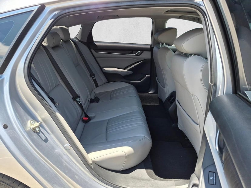 2019 Honda Accord Hybrid - Image 20
